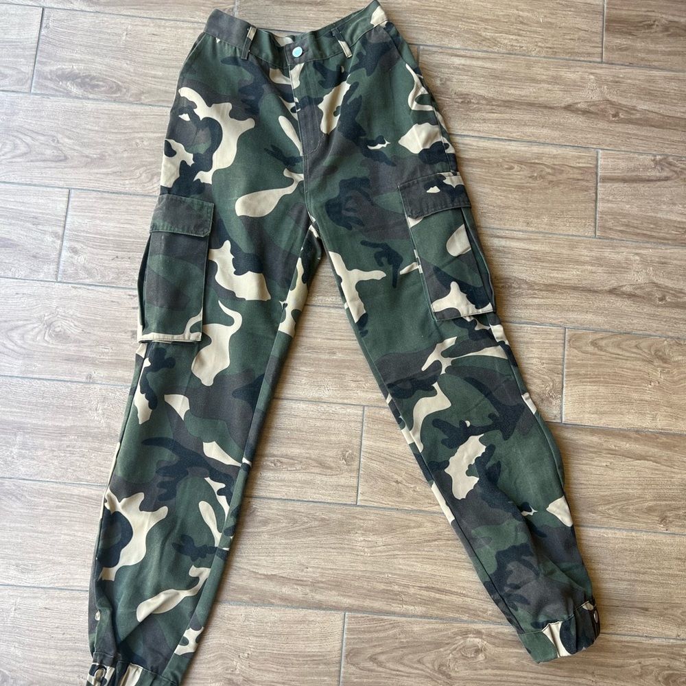 Cargo pants